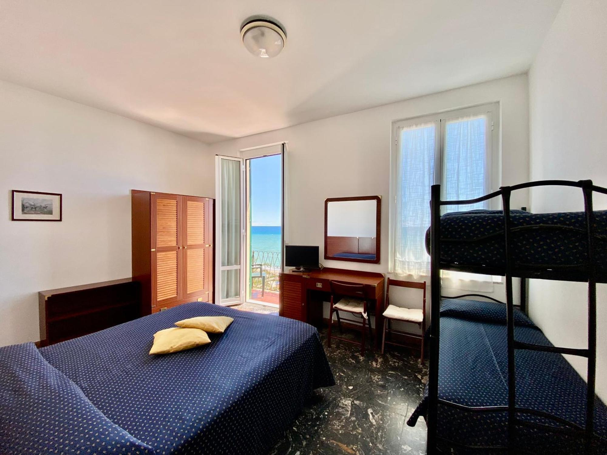 Hotel Gambone Финале Лигуре Экстерьер фото